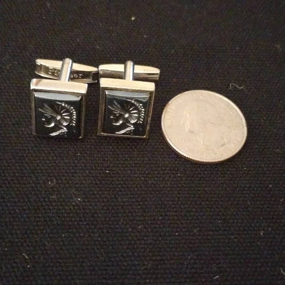 Vintage 1960's Pioneer Silver Tone Metal W/  Roman Soldier Intaglios Cuff Links